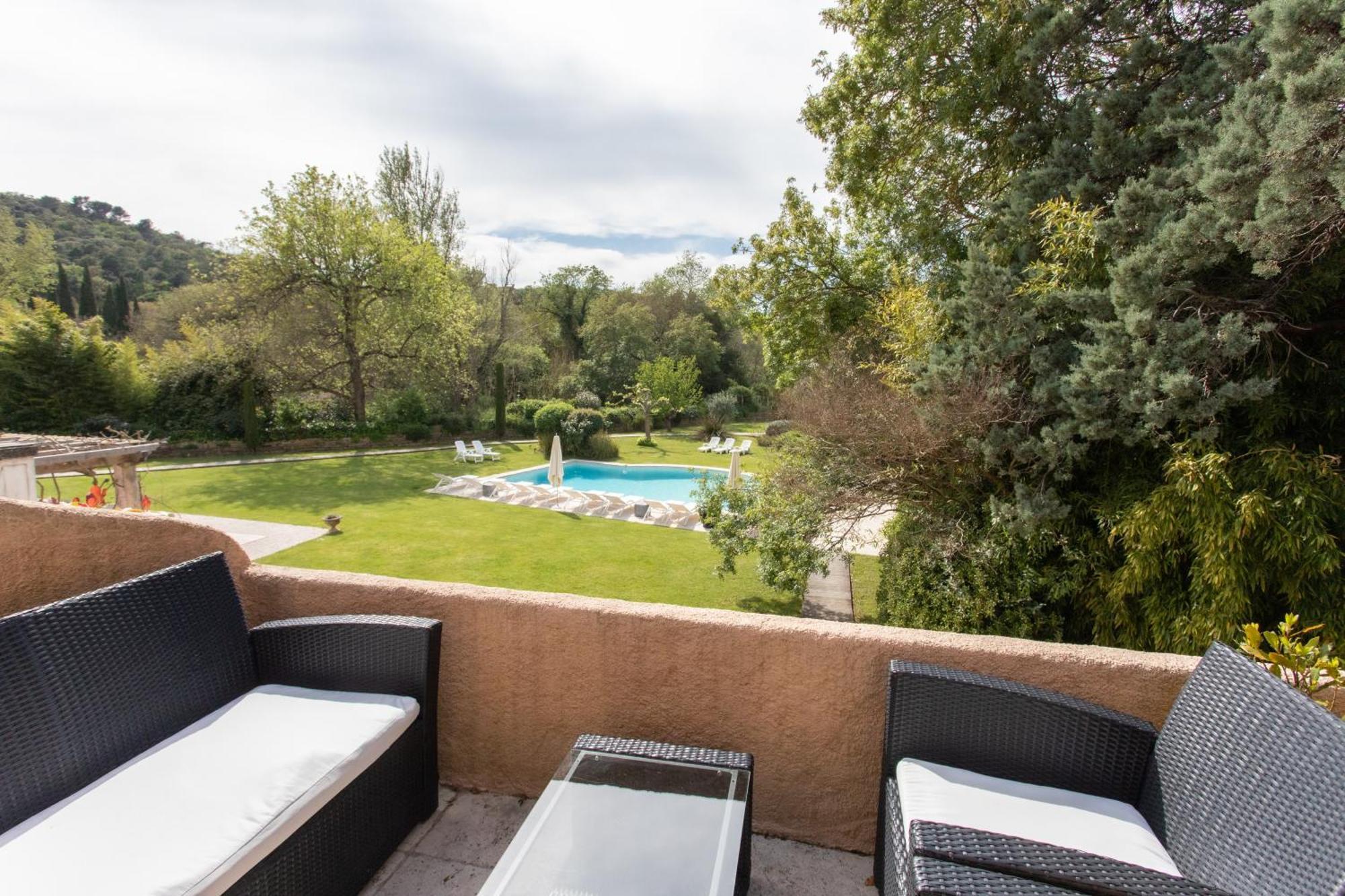 Hotel Le Verger Maelvi Grimaud Rom bilde